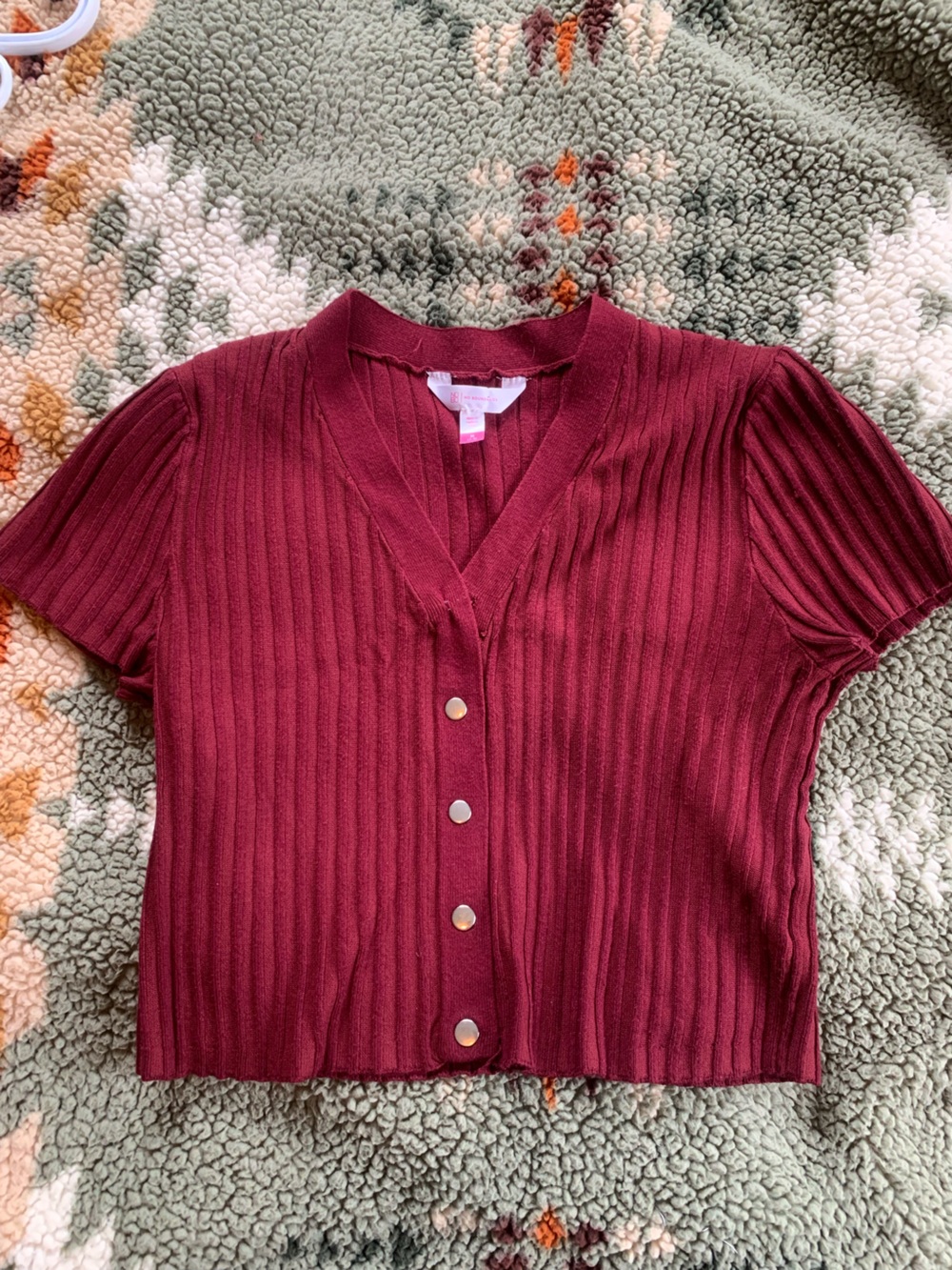 Women’s Ribbed Short Sleeve Button-Front Top - Burgundy